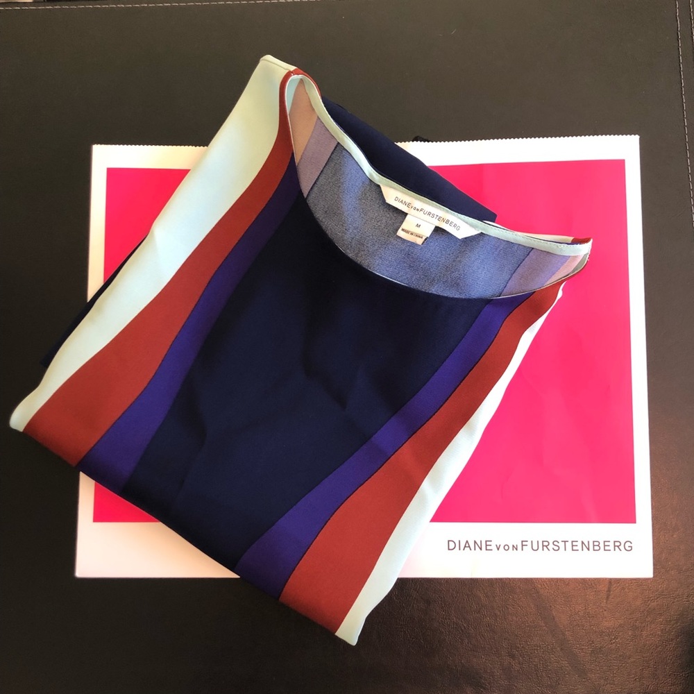 Diane Von Furstenberg sheath dress M